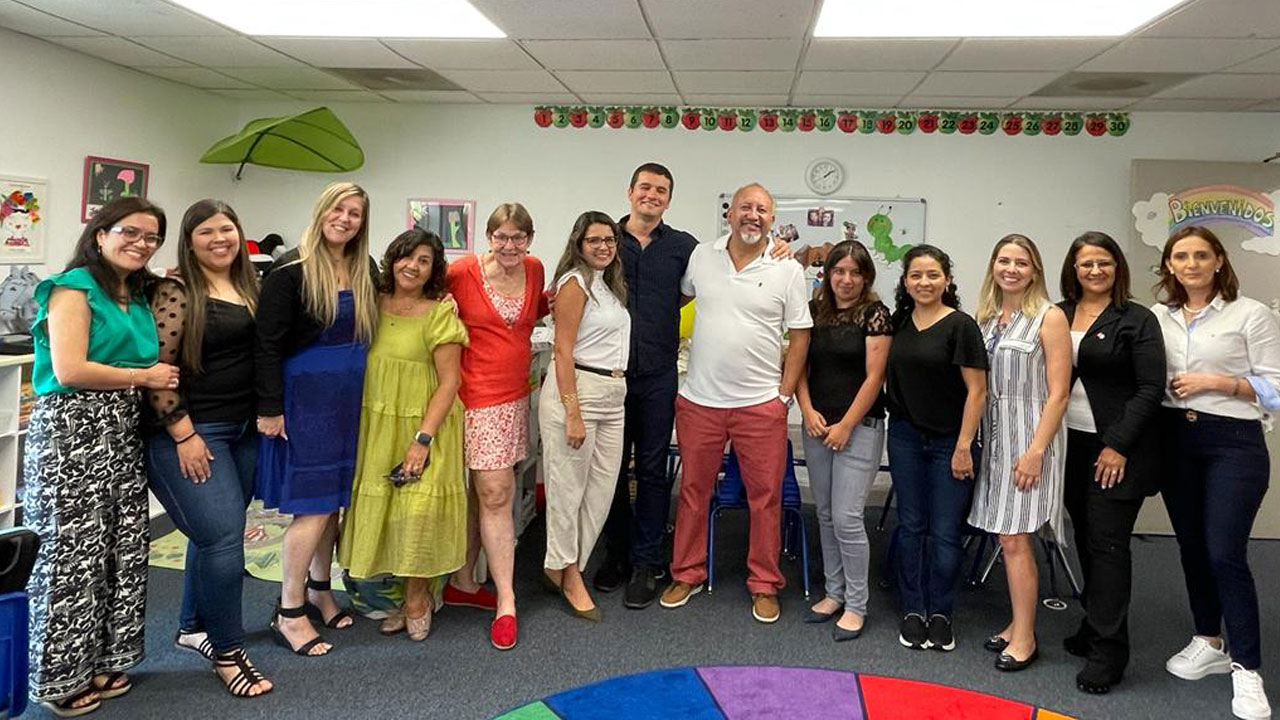 chicelacu staff0040 Staff